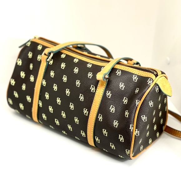 DOONEY & BOURKE💥VINTAGE-SOLD OUT💥Signature Coated Canvas Barrel Bag - Picture 4 of 11